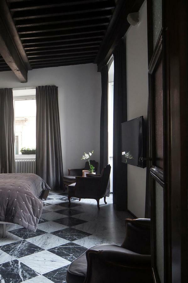 Duomosette Bed & Breakfast Carrara Exterior photo