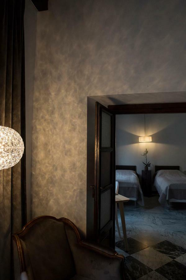 Duomosette Bed & Breakfast Carrara Exterior photo